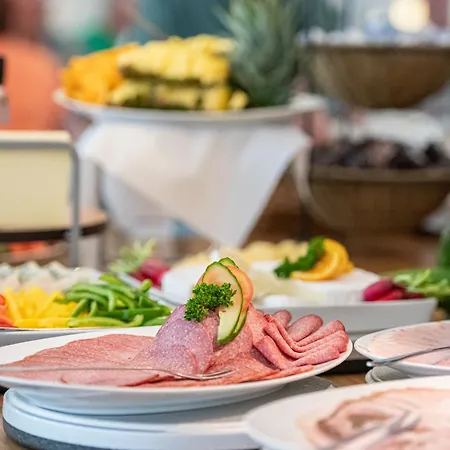 Strandhotel Balka Søbad Hotel